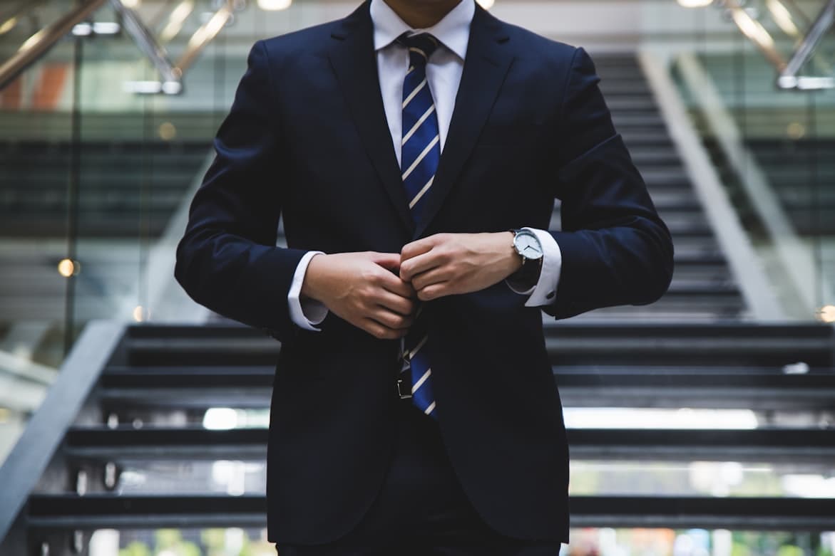 Dark pattern background